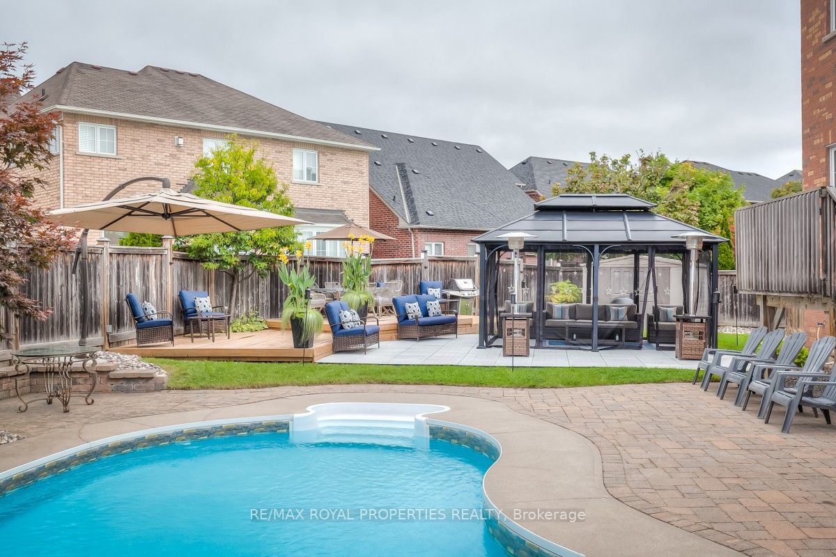 8 Speight Court