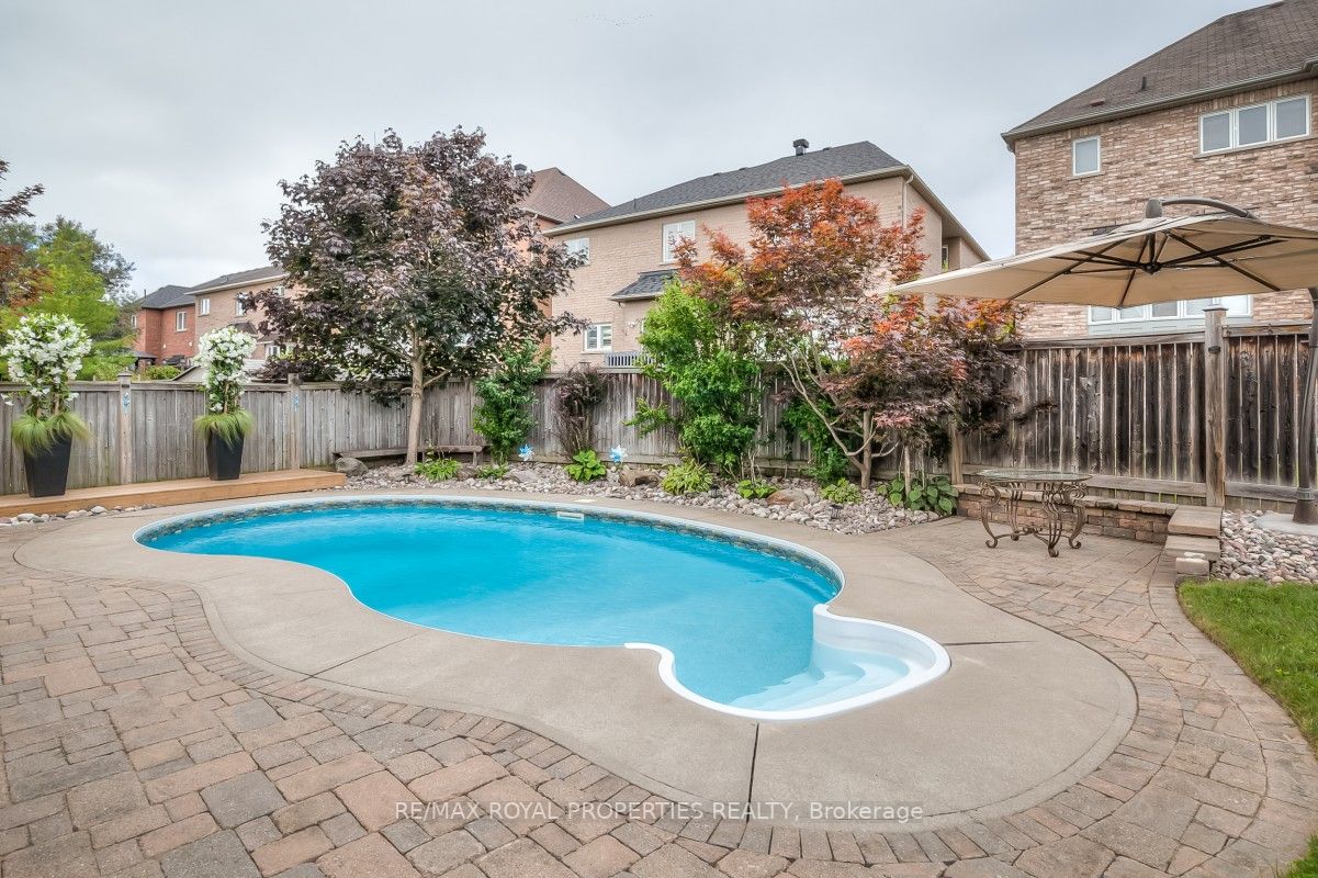 8 Speight Court