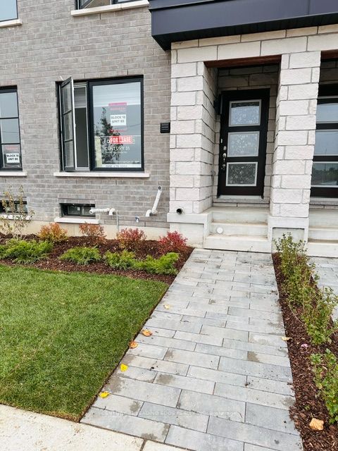 2602 Castlegate Crossing, #85