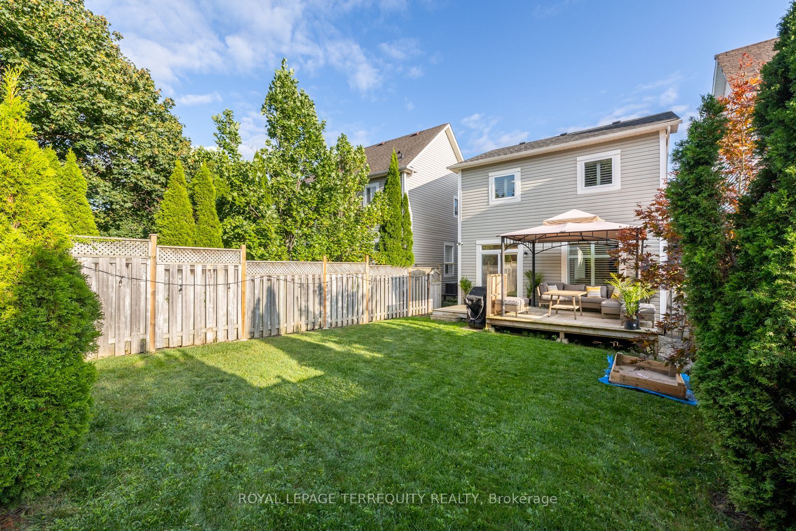 6 Brookvalley Ave