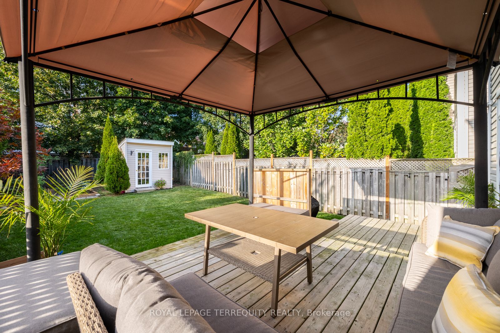 6 Brookvalley Ave
