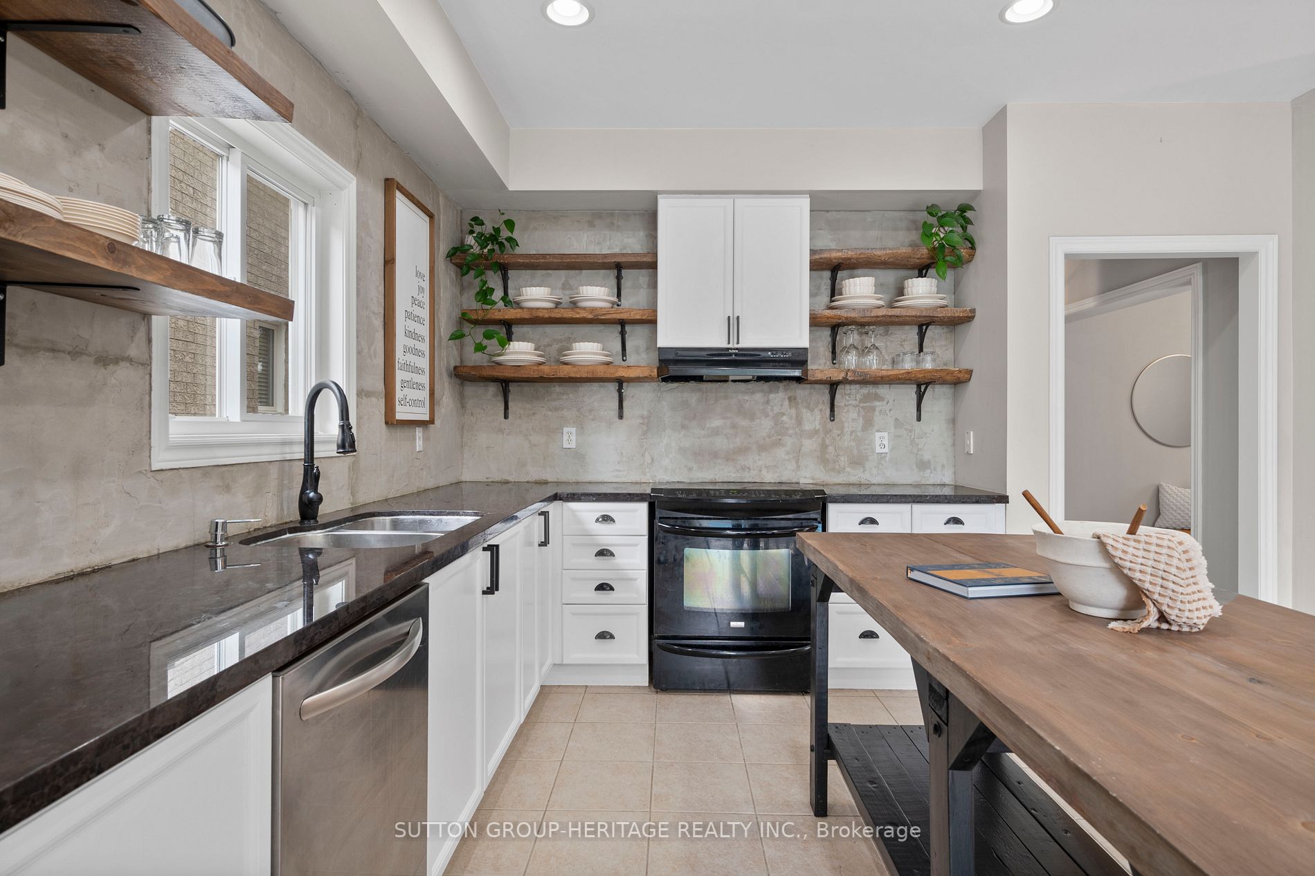 9 Tunney Pl