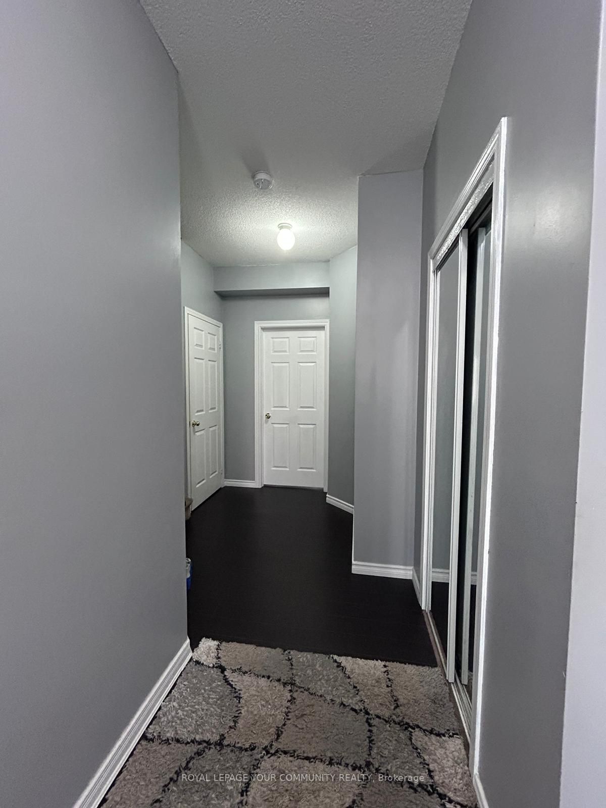 162 Bayly St W
