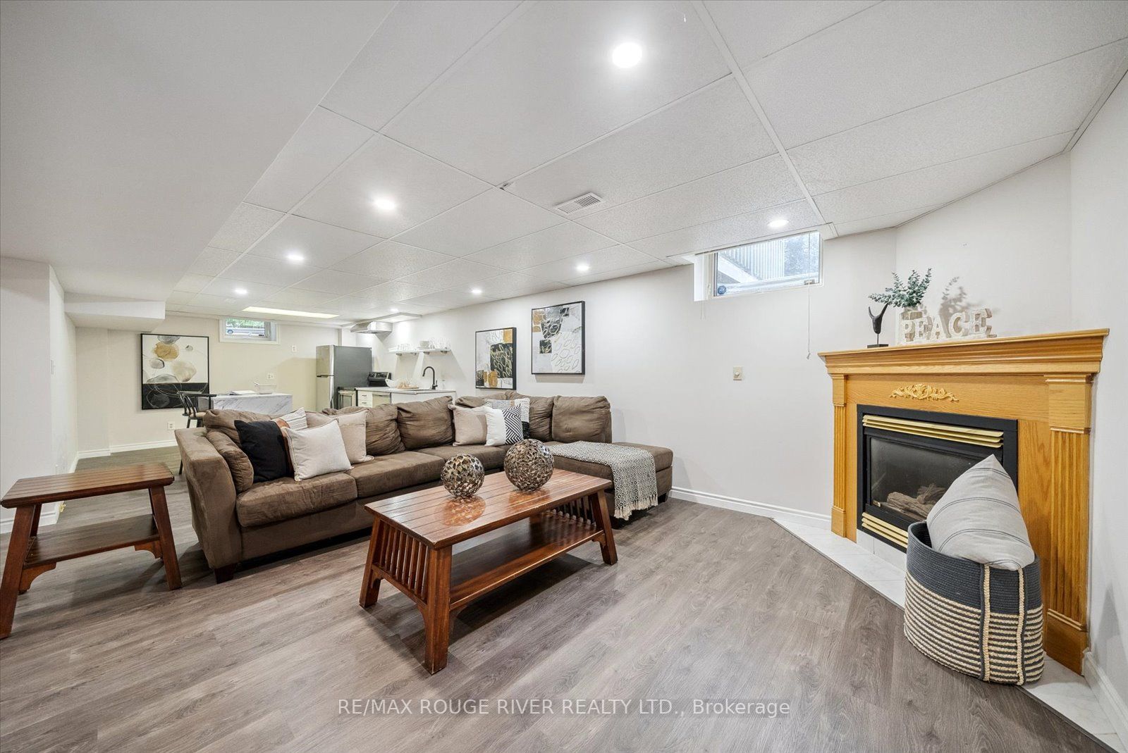 14 Wells Crescent