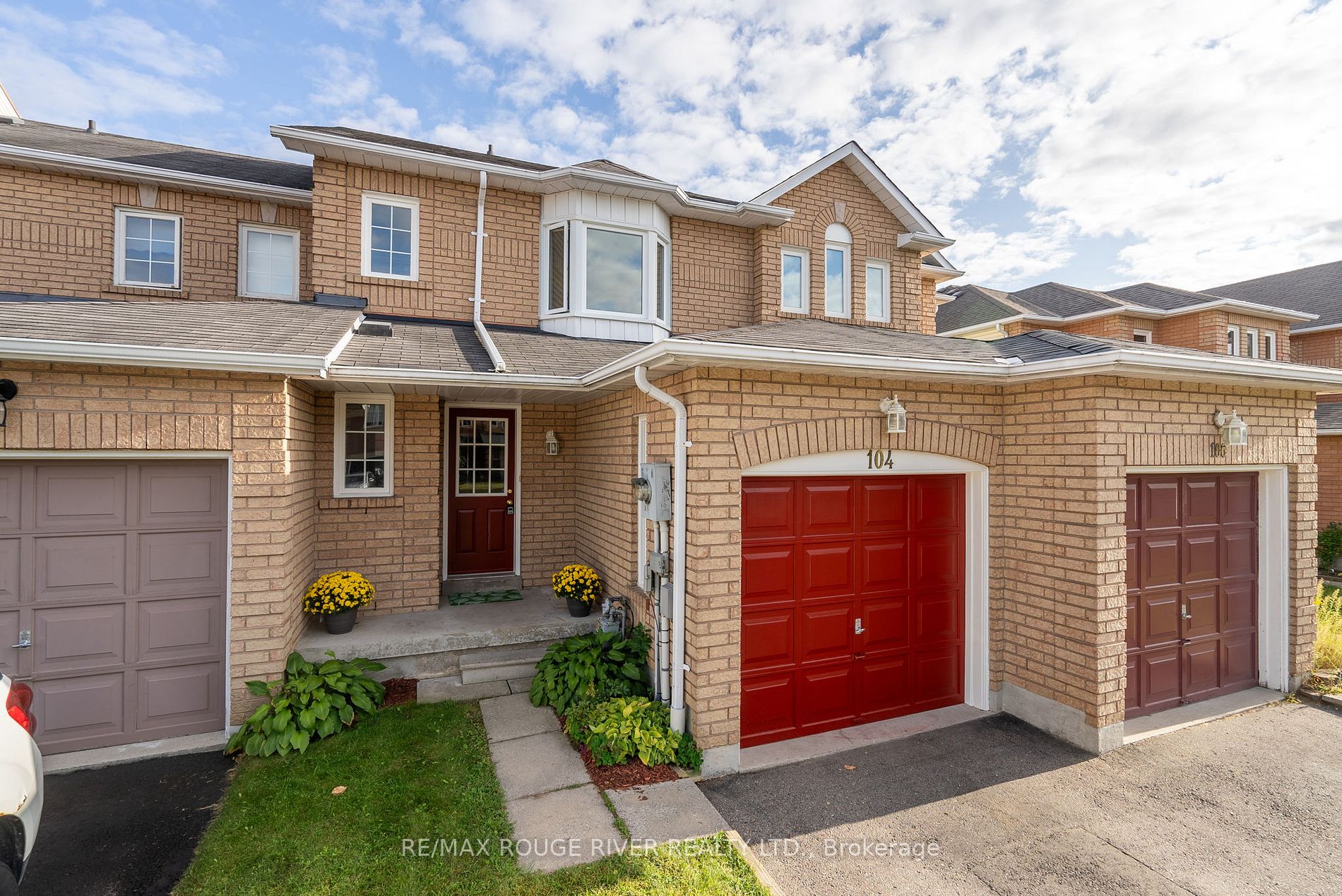 104 Creekwood Cres