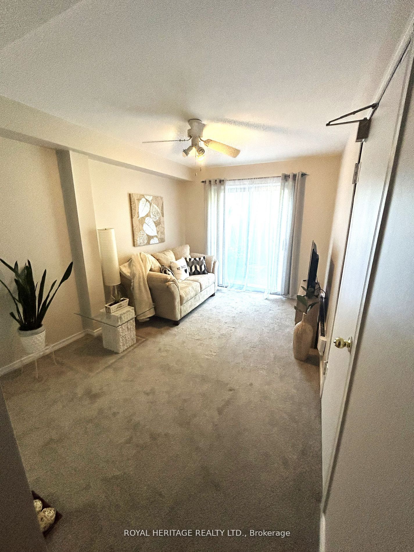 305 Garden St E, #19