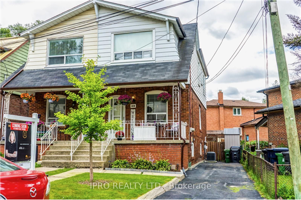 29 Goodwood Park Cres, Toronto