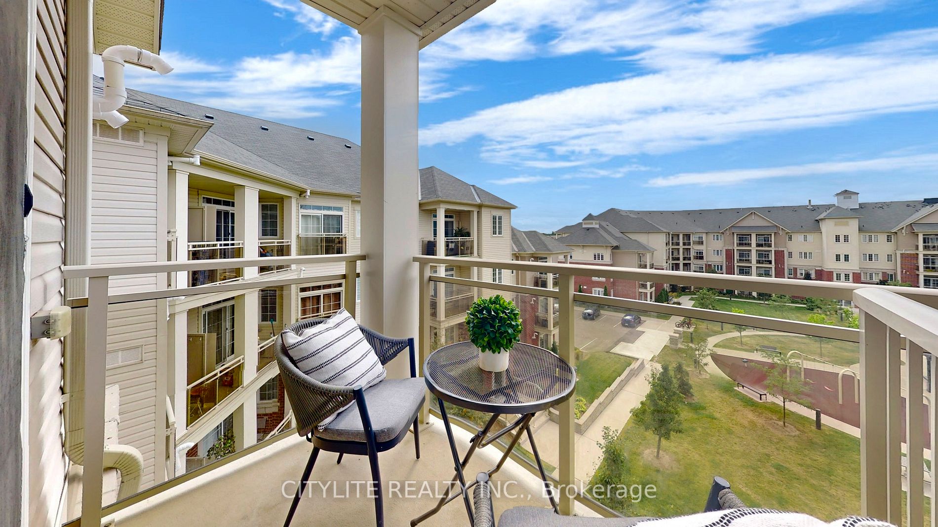 80 Aspen Springs Drive, #402