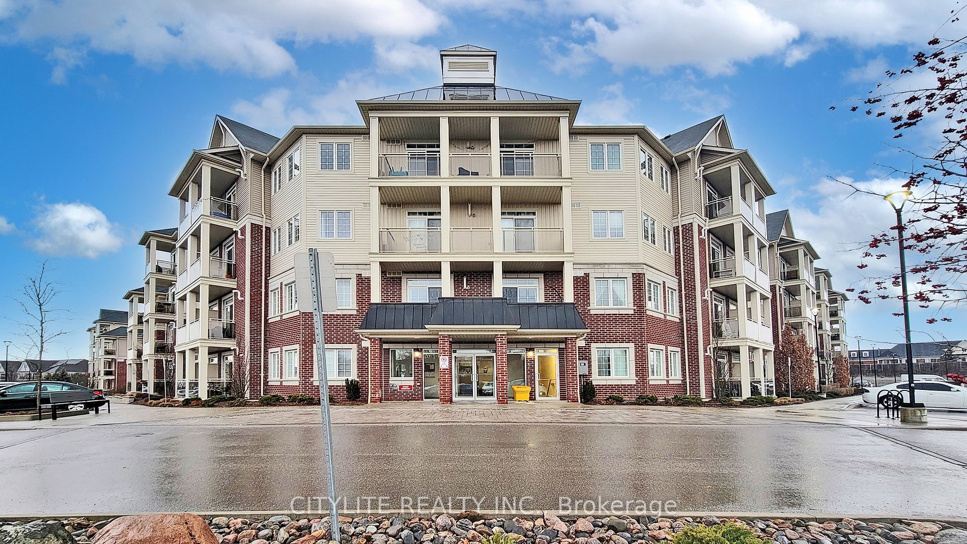 80 Aspen Springs Dr, #402