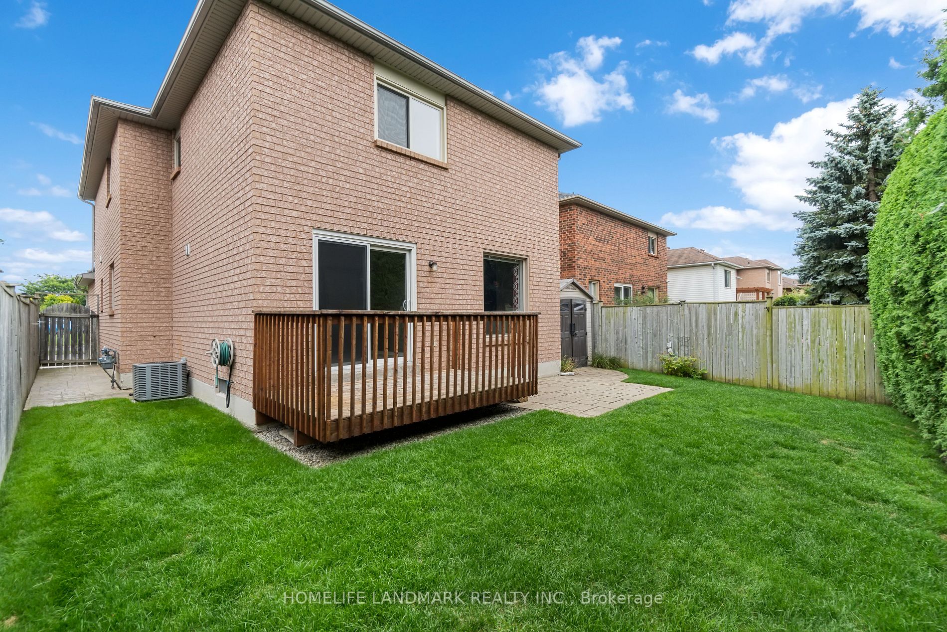 512 Sandalwood Crt