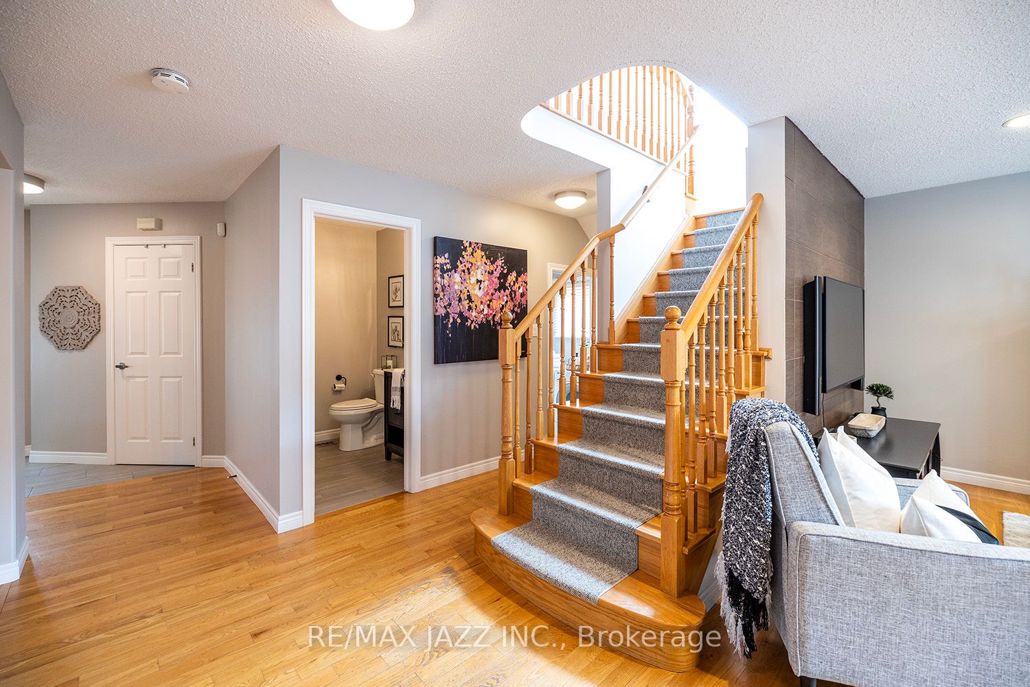 188 Niagara Dr