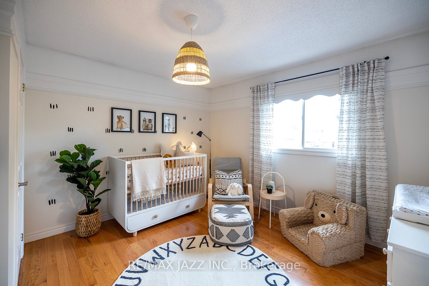188 Niagara Dr