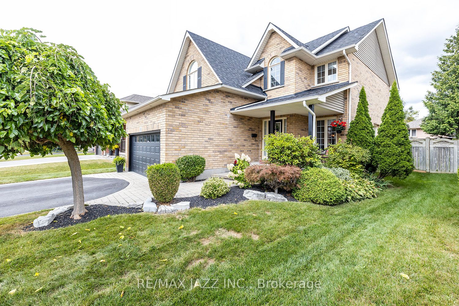 188 Niagara Dr