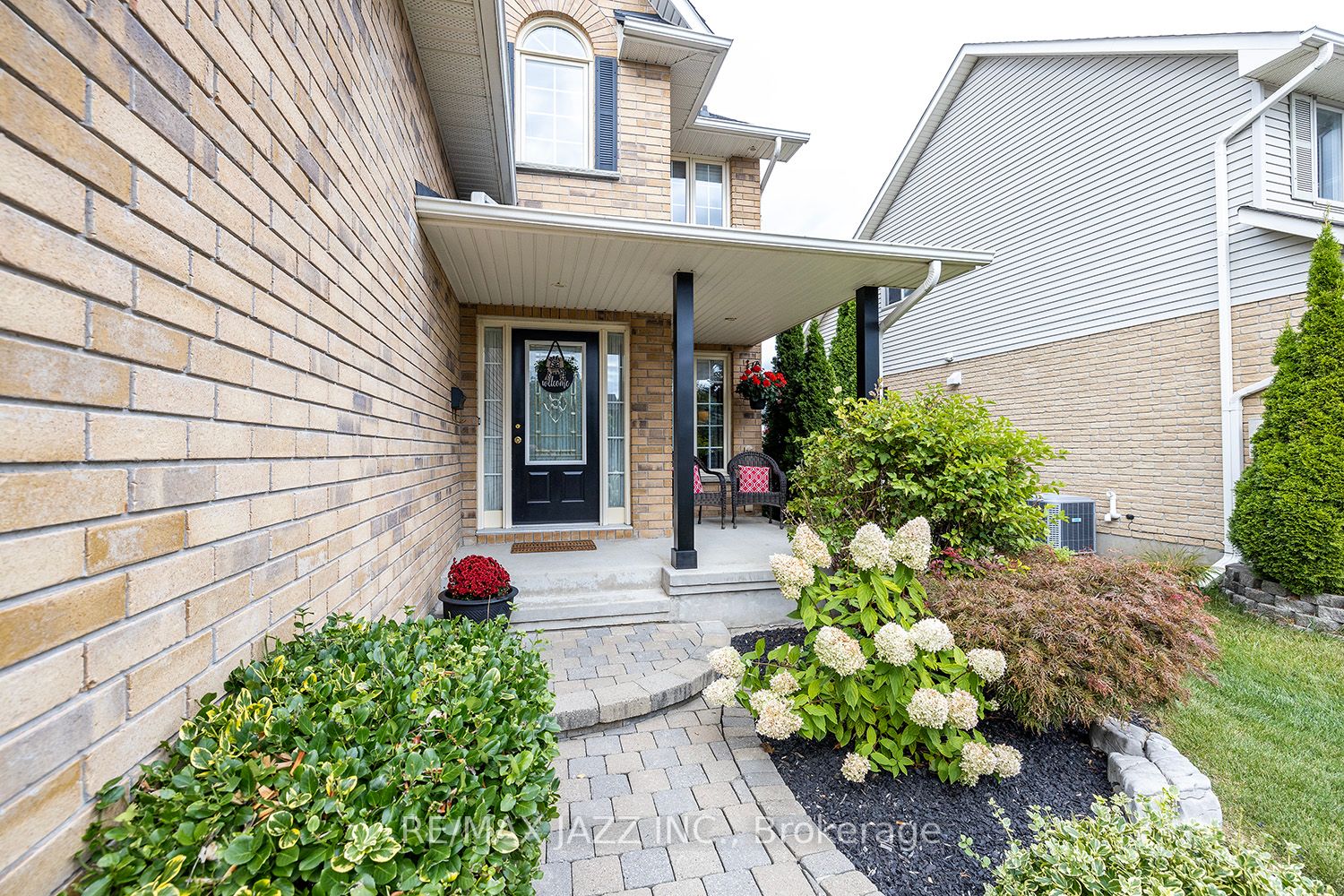 188 Niagara Dr