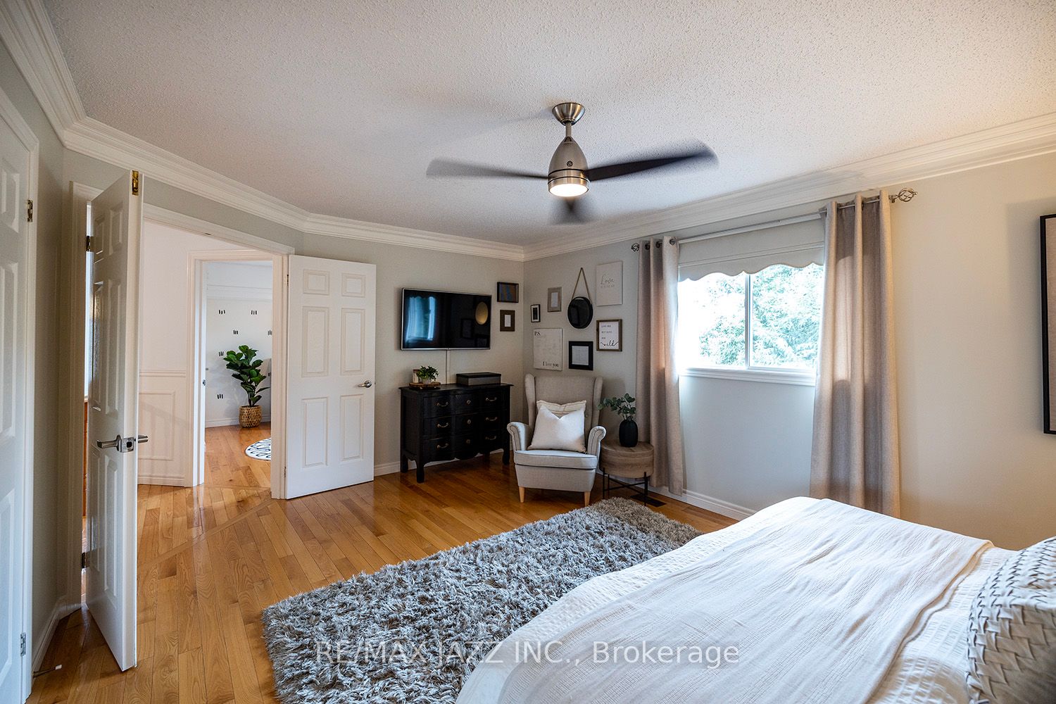 188 Niagara Dr