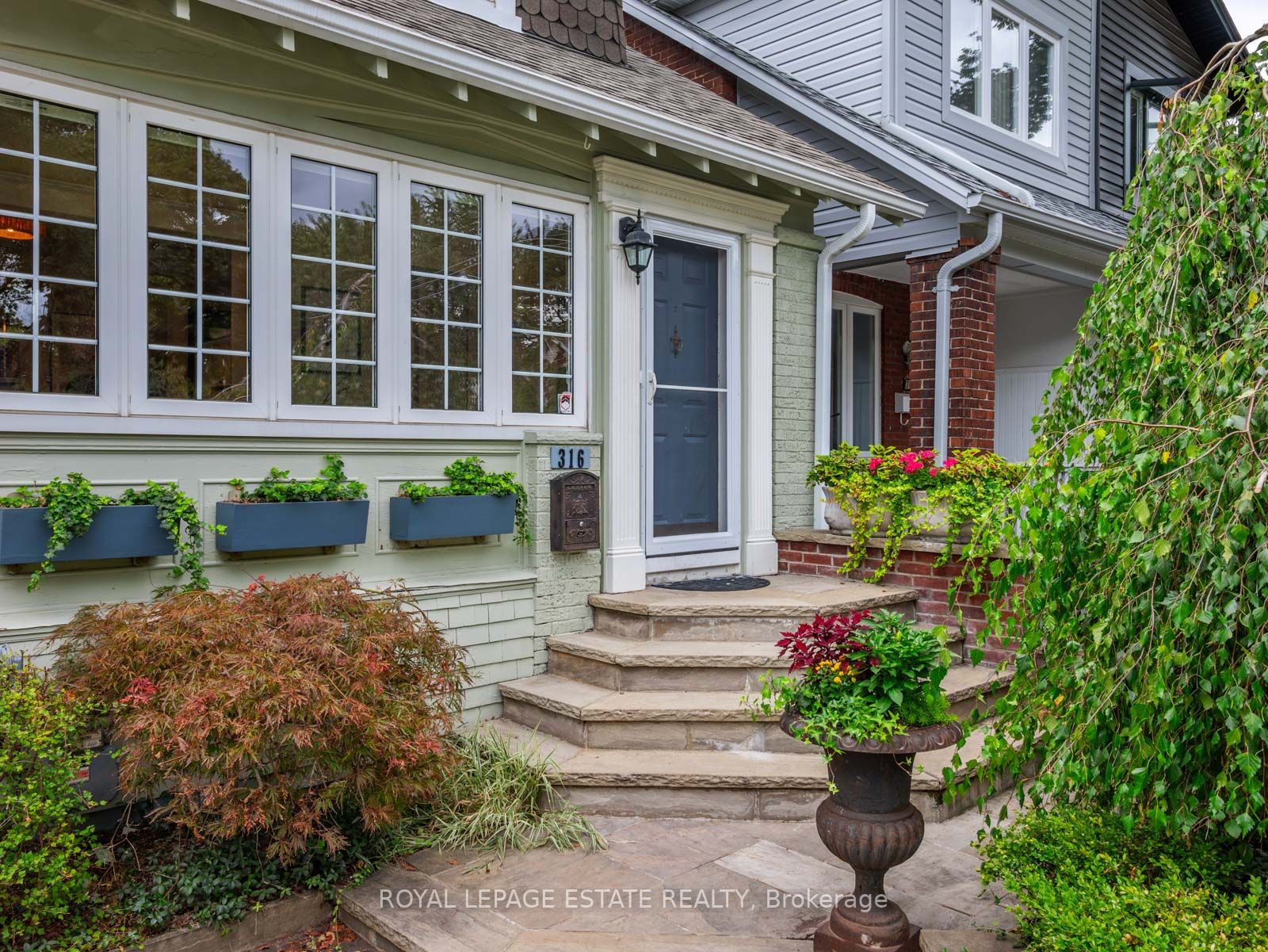 316 Scarborough Rd