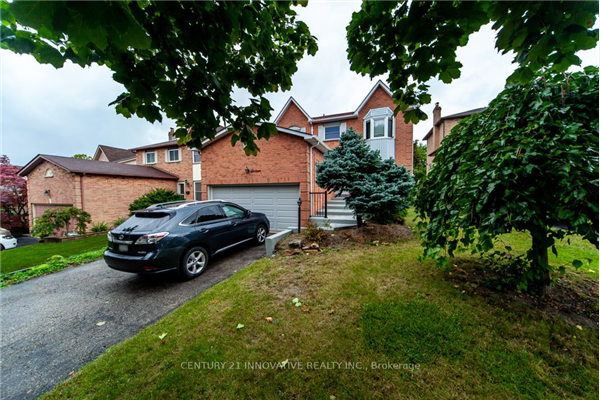 16 Long Dr, Whitby