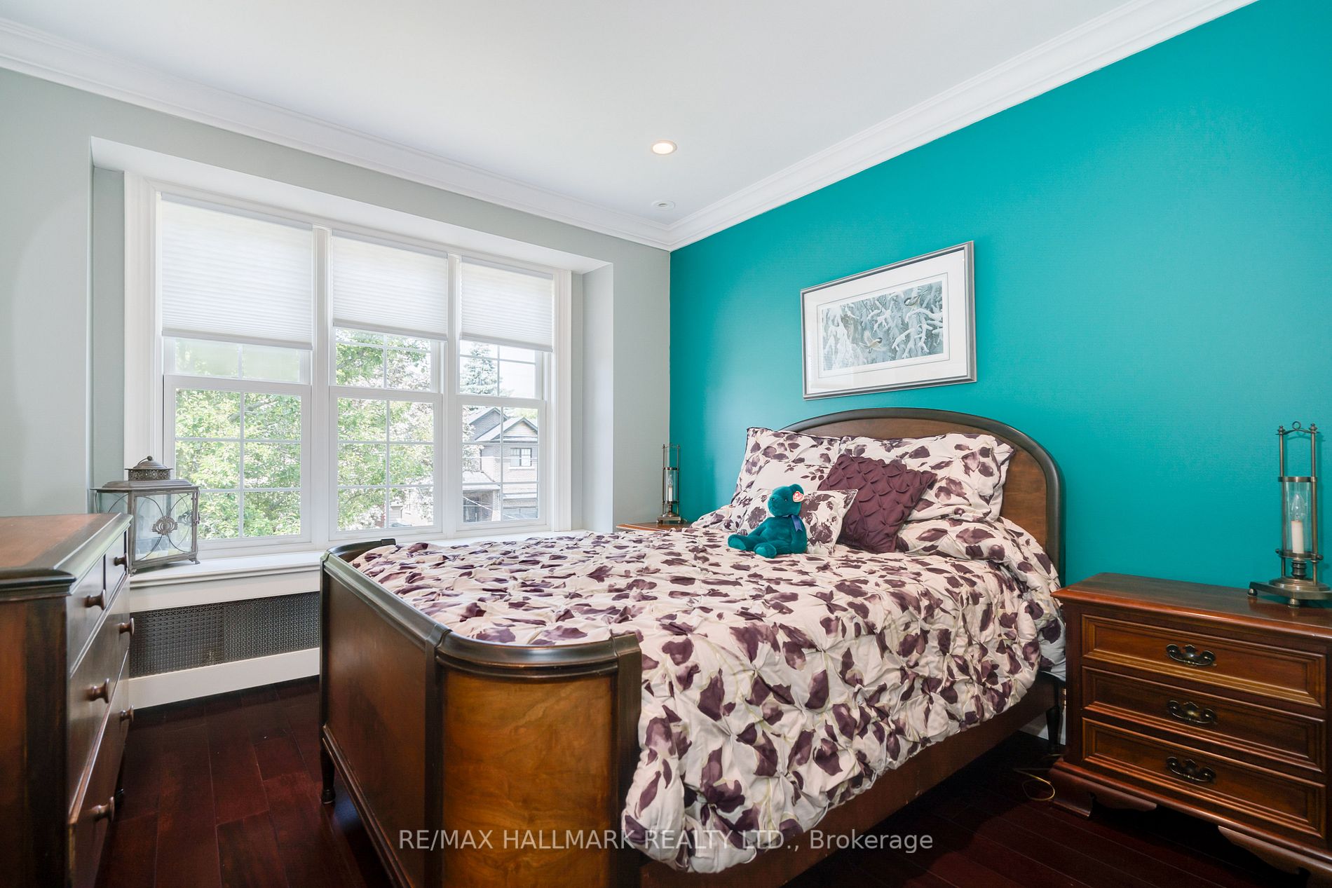 31 Red Deer Ave
