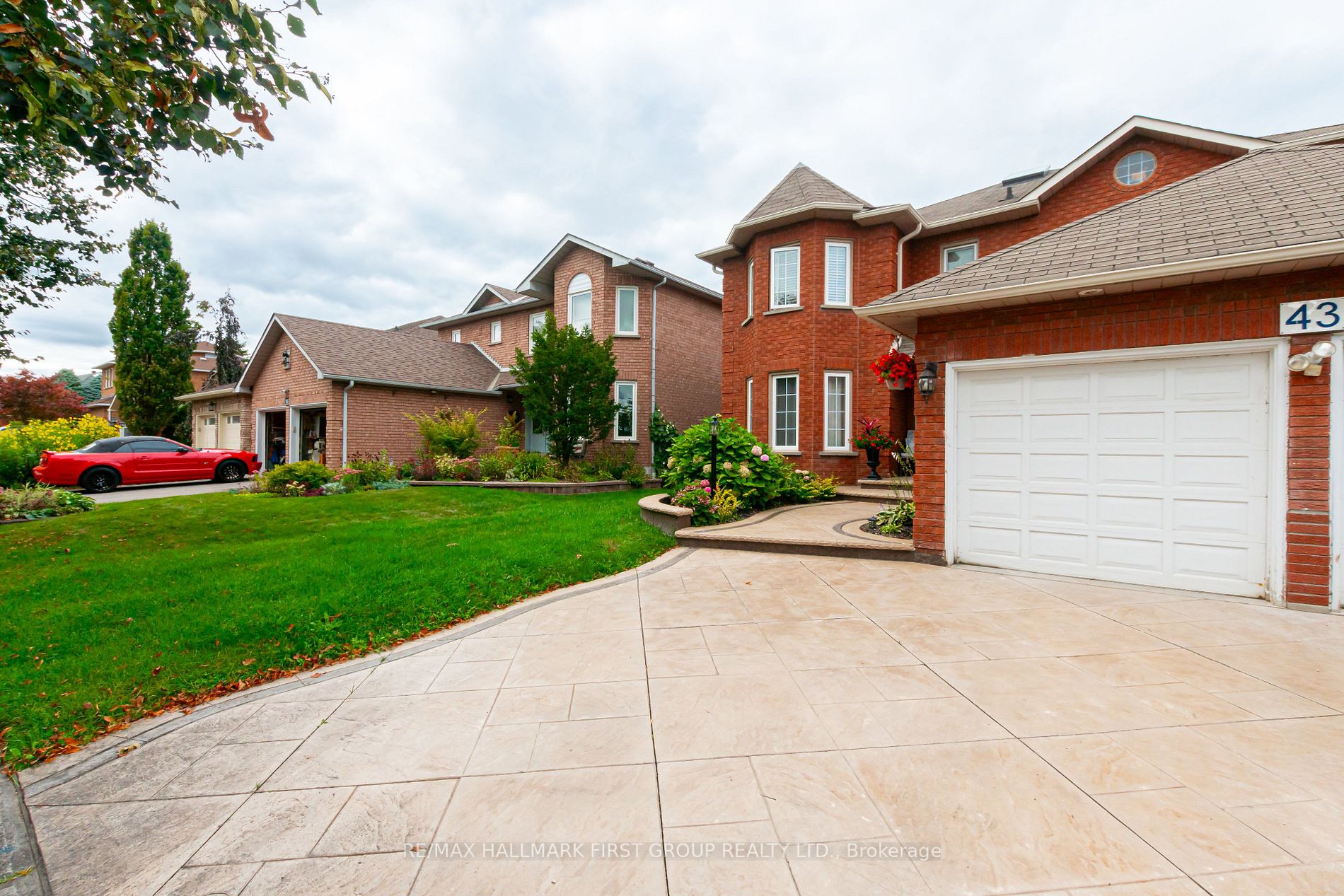 43 Greenbush Pl