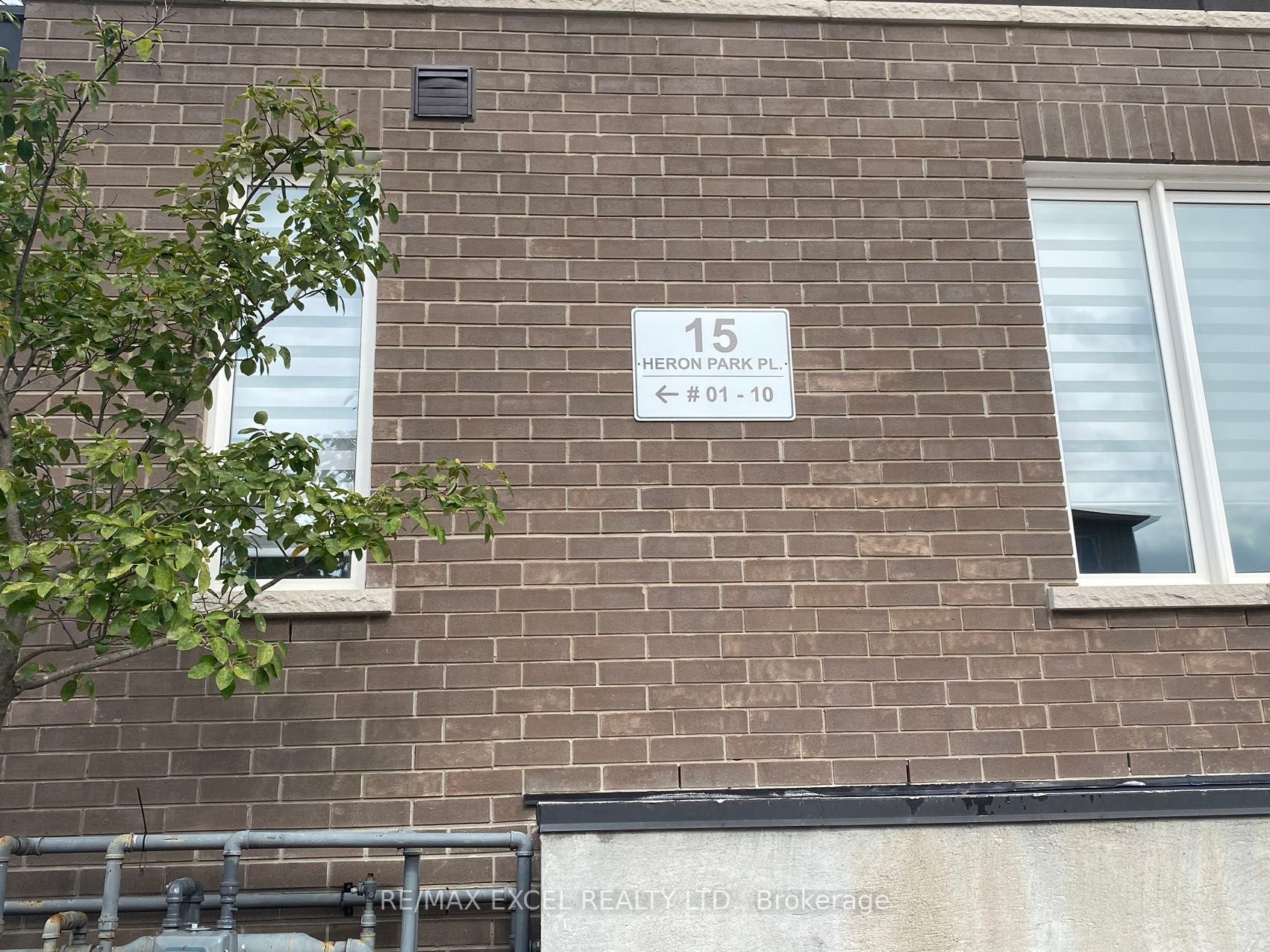 15 Heron Park Pl, #5