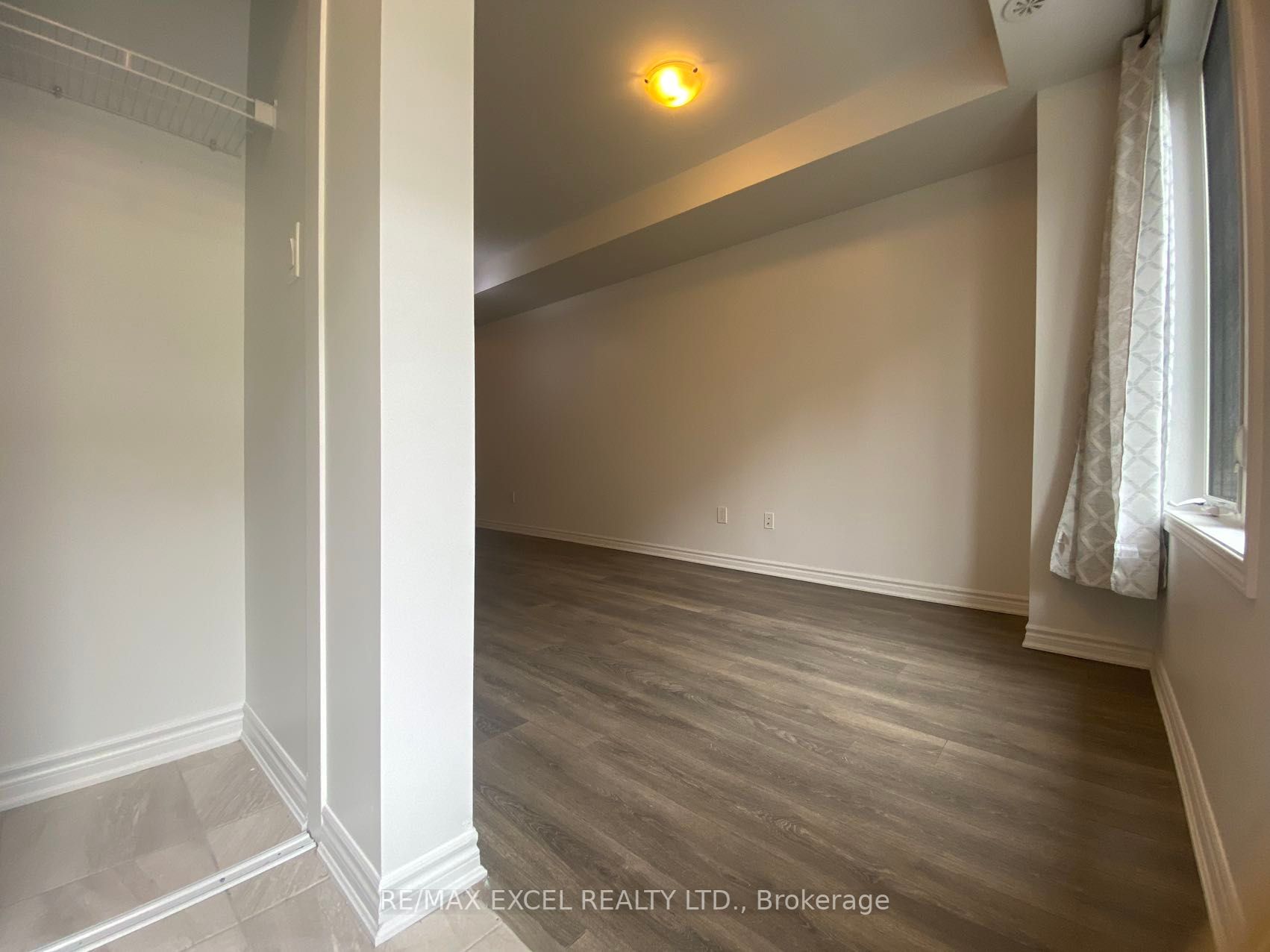 15 Heron Park Pl, #5