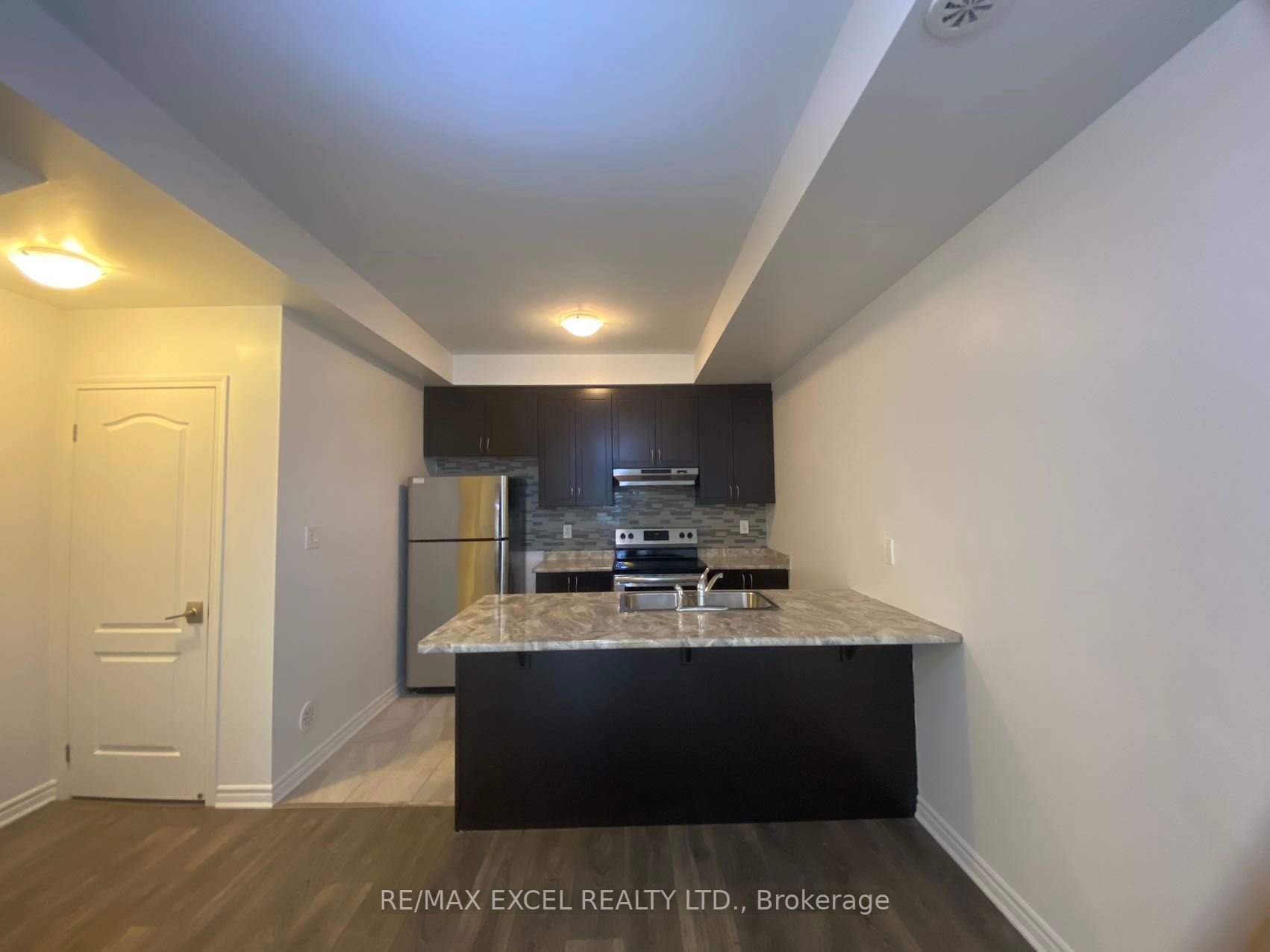 15 Heron Park Pl, #5