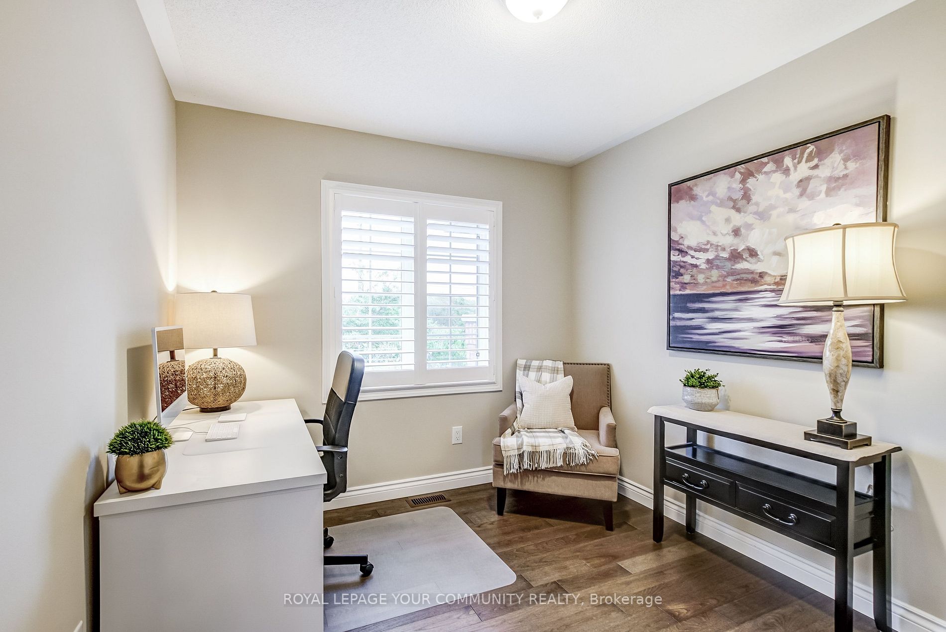 1392 Glaspell Cres