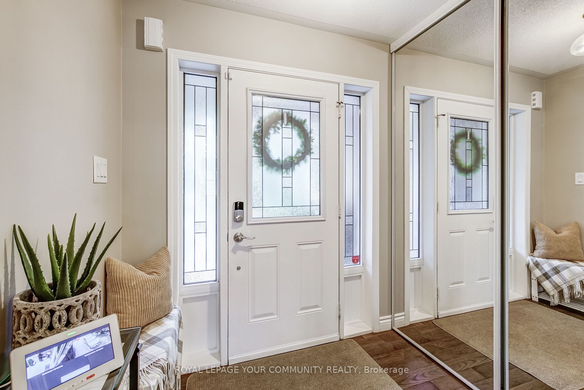 1392 Glaspell Cres