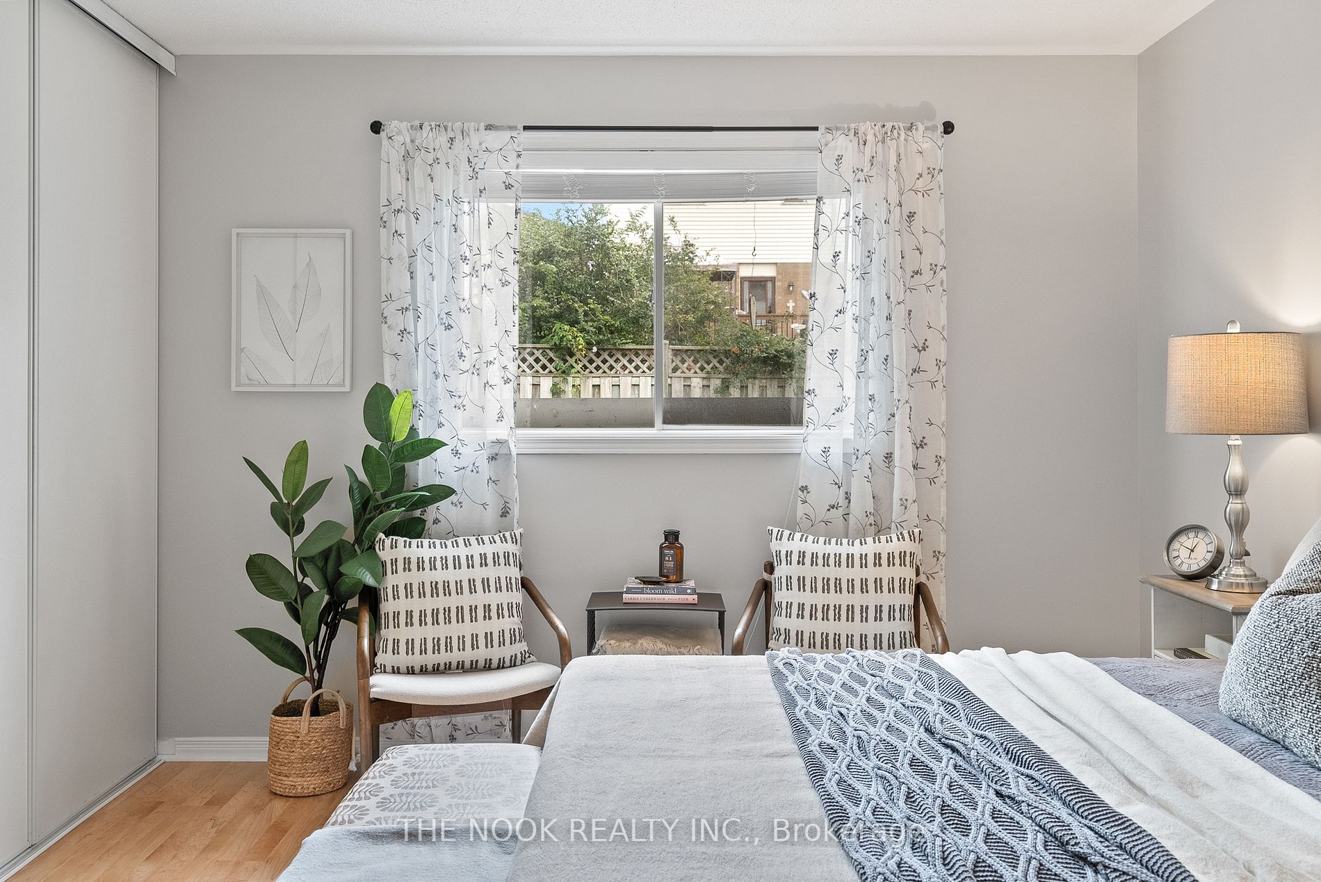 100 Mcfeeters Crescent