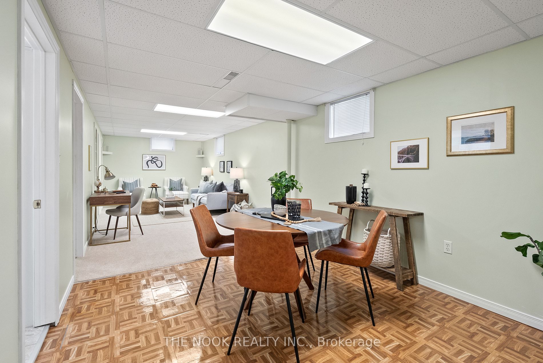 100 Mcfeeters Crescent