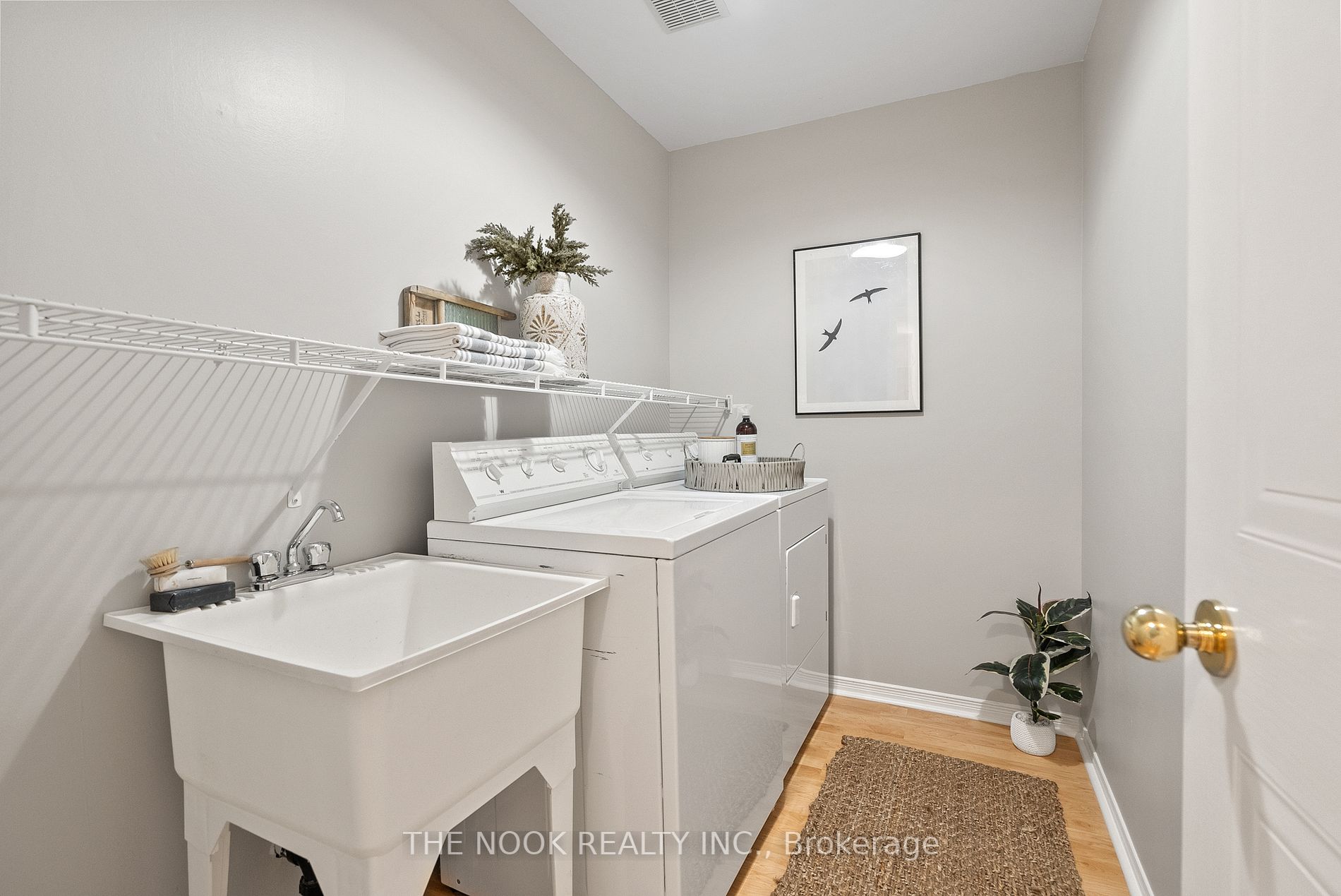 100 Mcfeeters Crescent