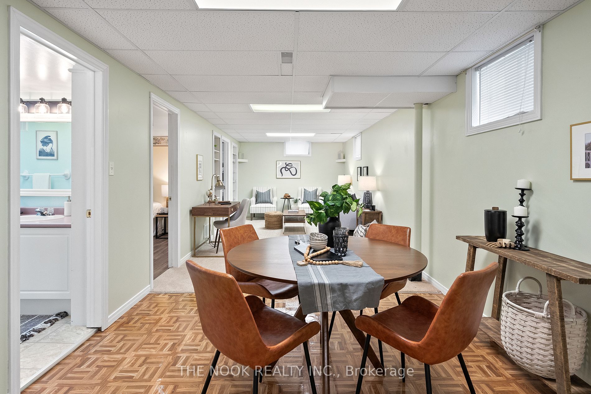 100 Mcfeeters Crescent