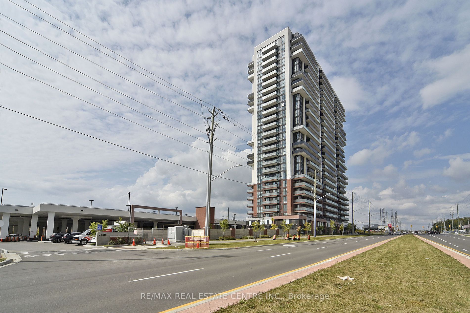 2550 Simcoe St, #1814