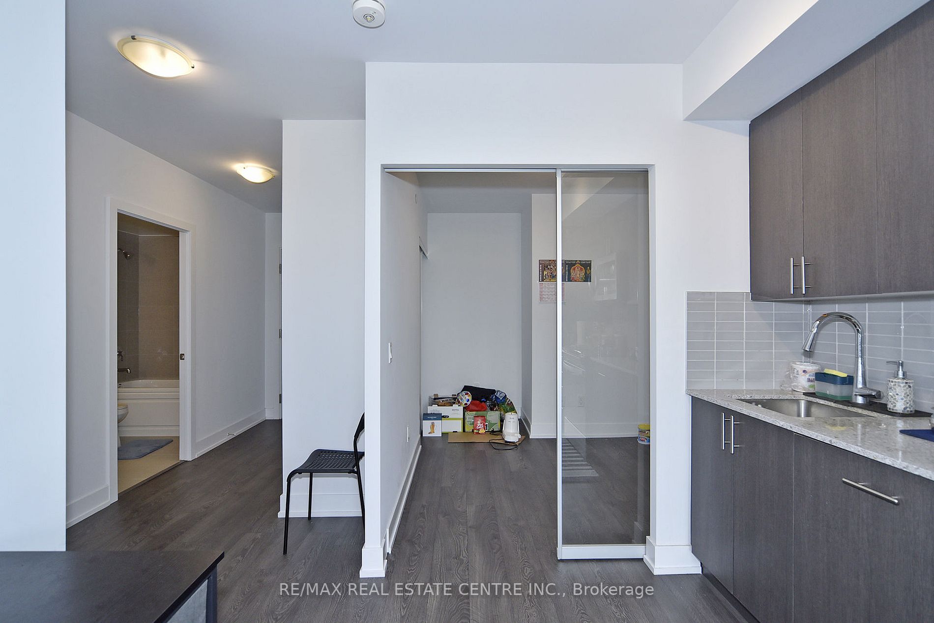 2550 Simcoe St, #1814