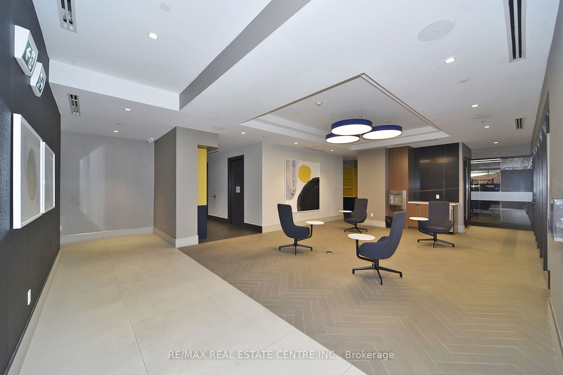 2550 Simcoe St, #1814