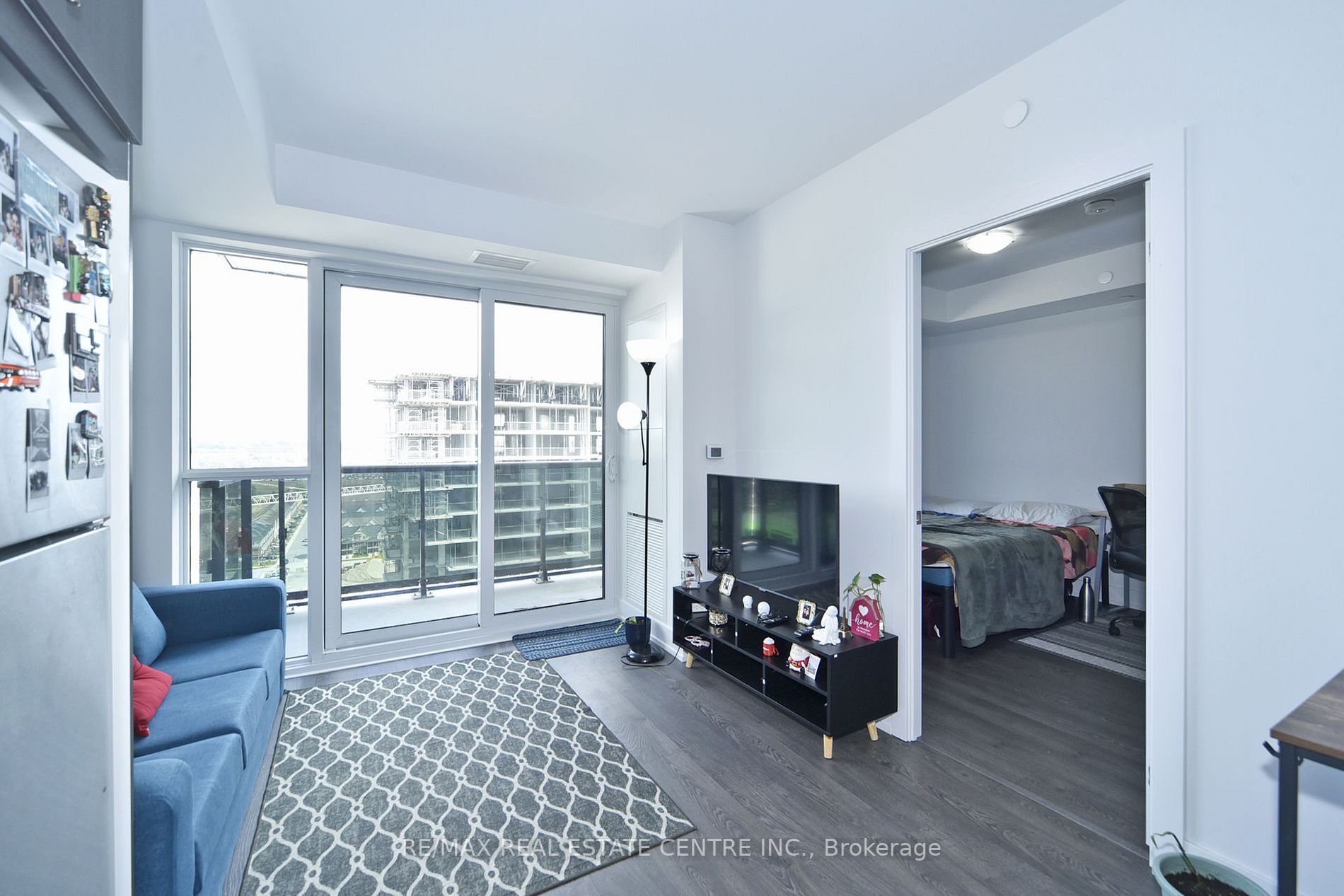 2550 Simcoe St, #1814