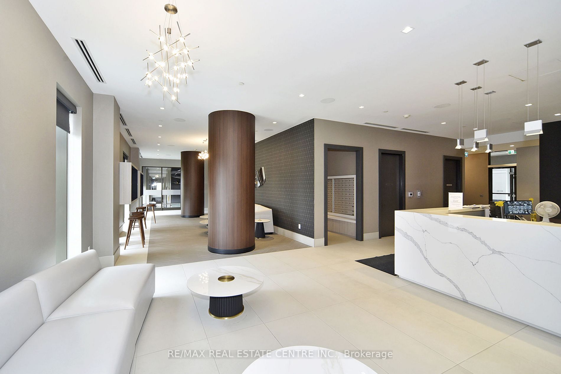 2550 Simcoe St, #1814
