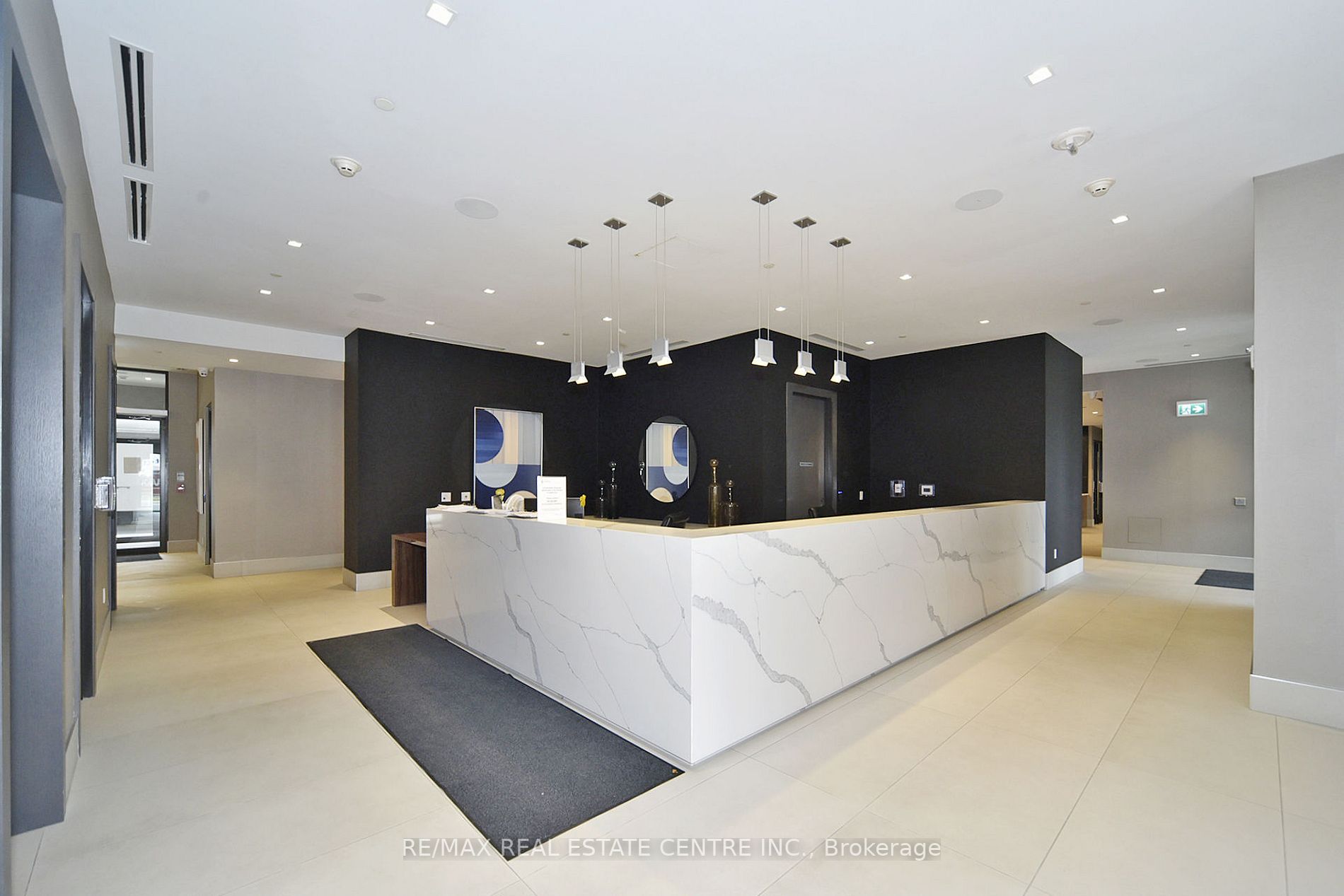 2550 Simcoe St, #1814