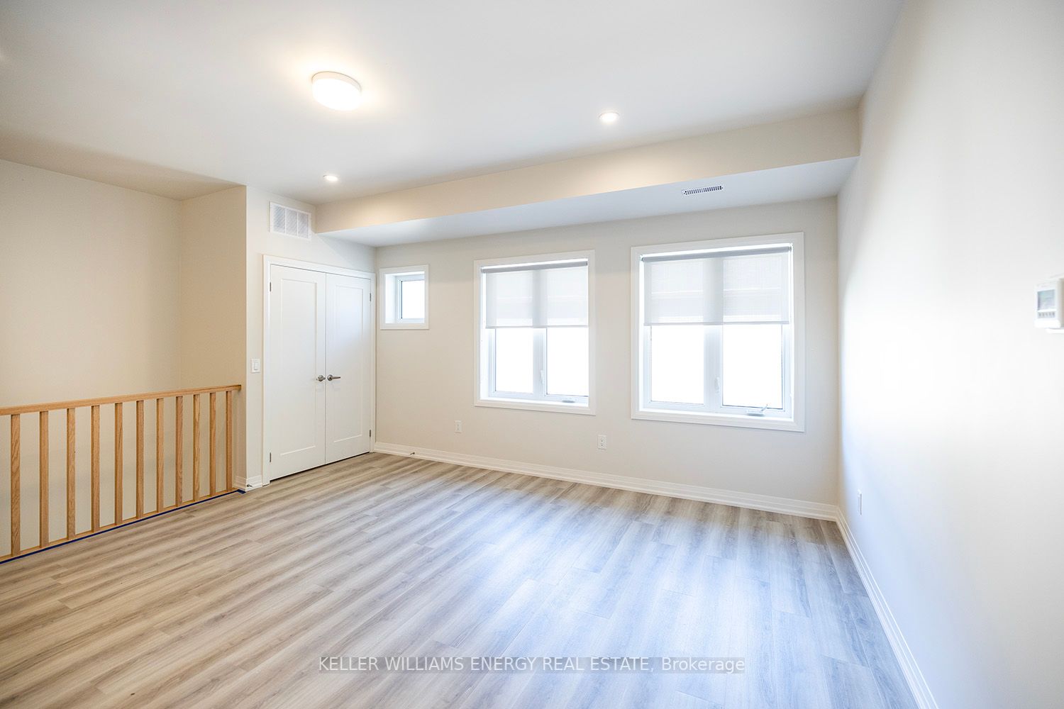 750 King St E, ##201