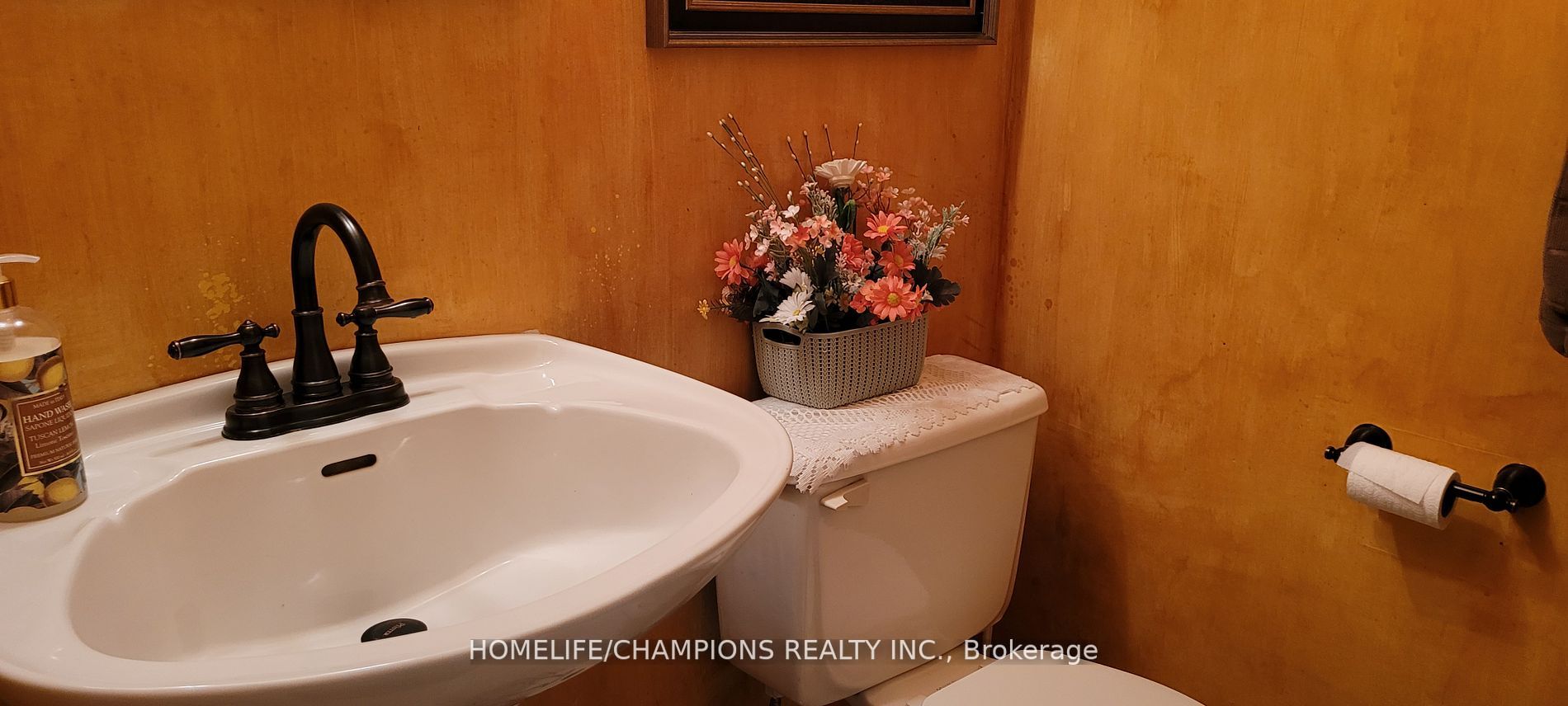 5 Baronial Crt