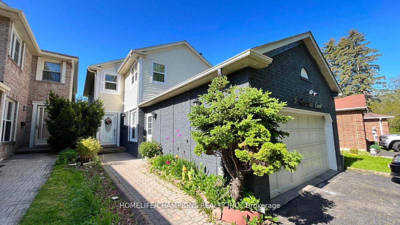 5 Baronial Crt