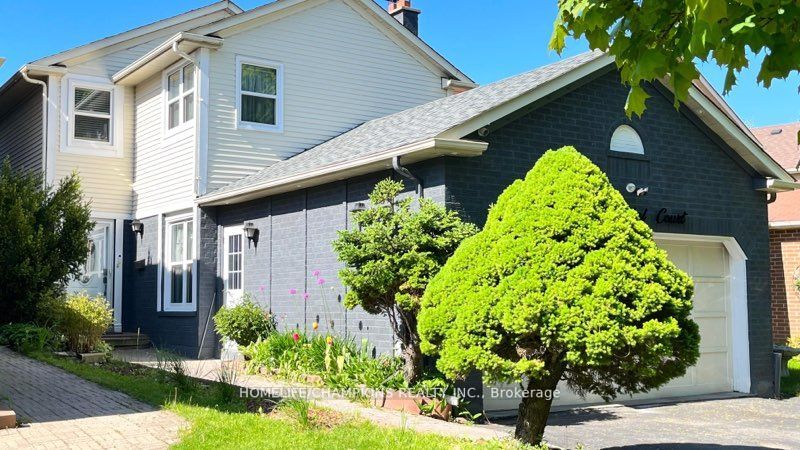 5 Baronial Crt