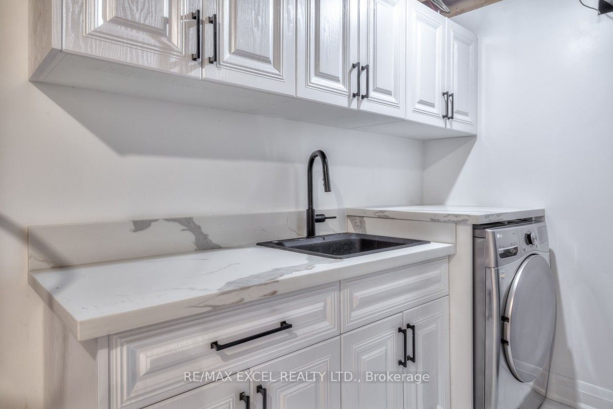 119 Chapel Park Sq