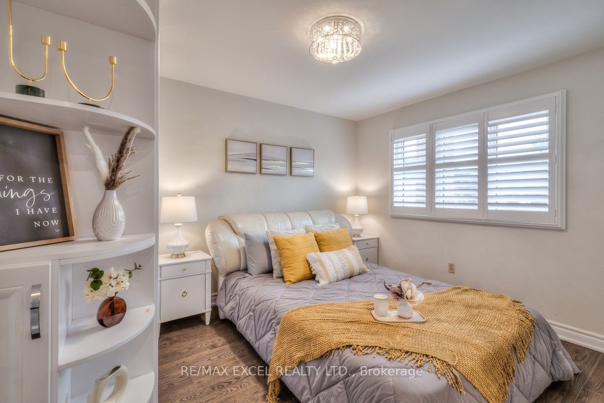 119 Chapel Park Sq