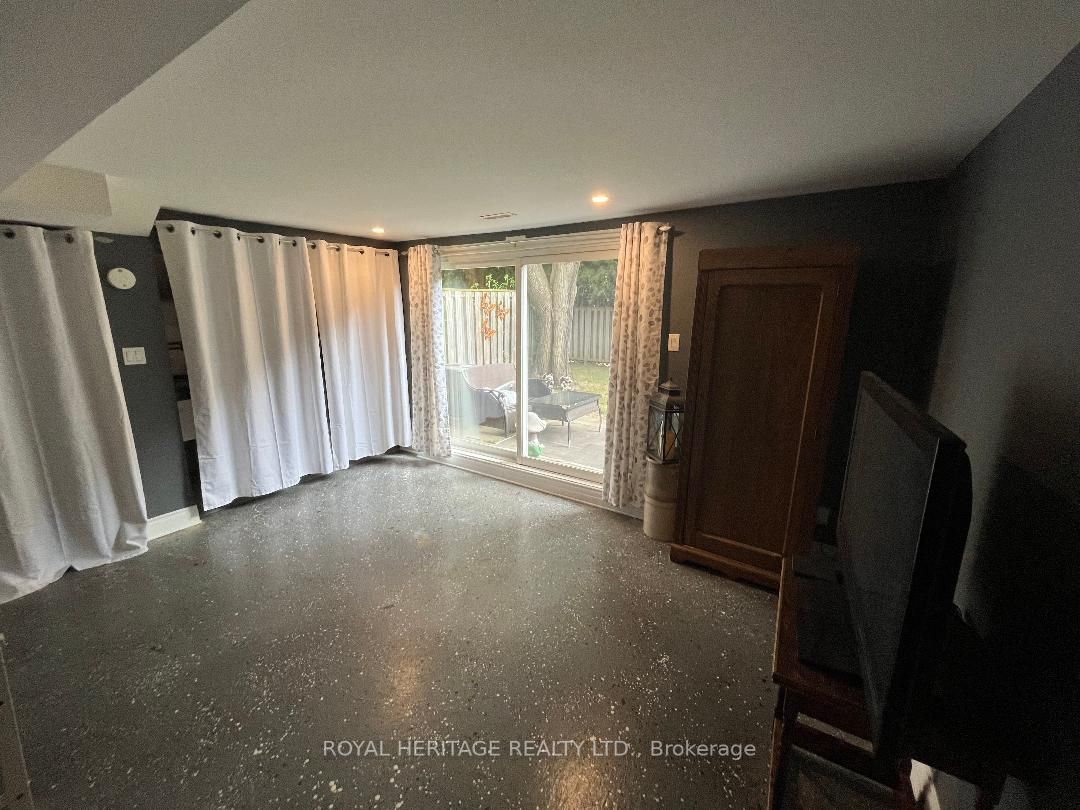 966 Adelaide Avenue, #63