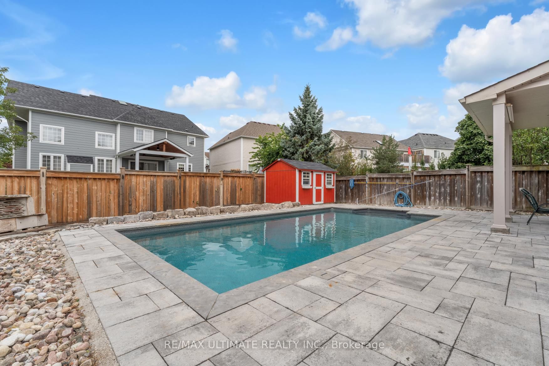 4 Hoppe St