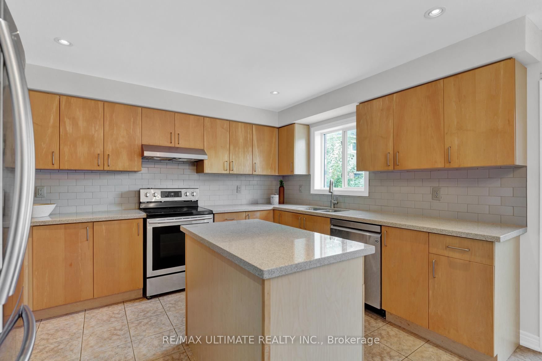 4 Hoppe St