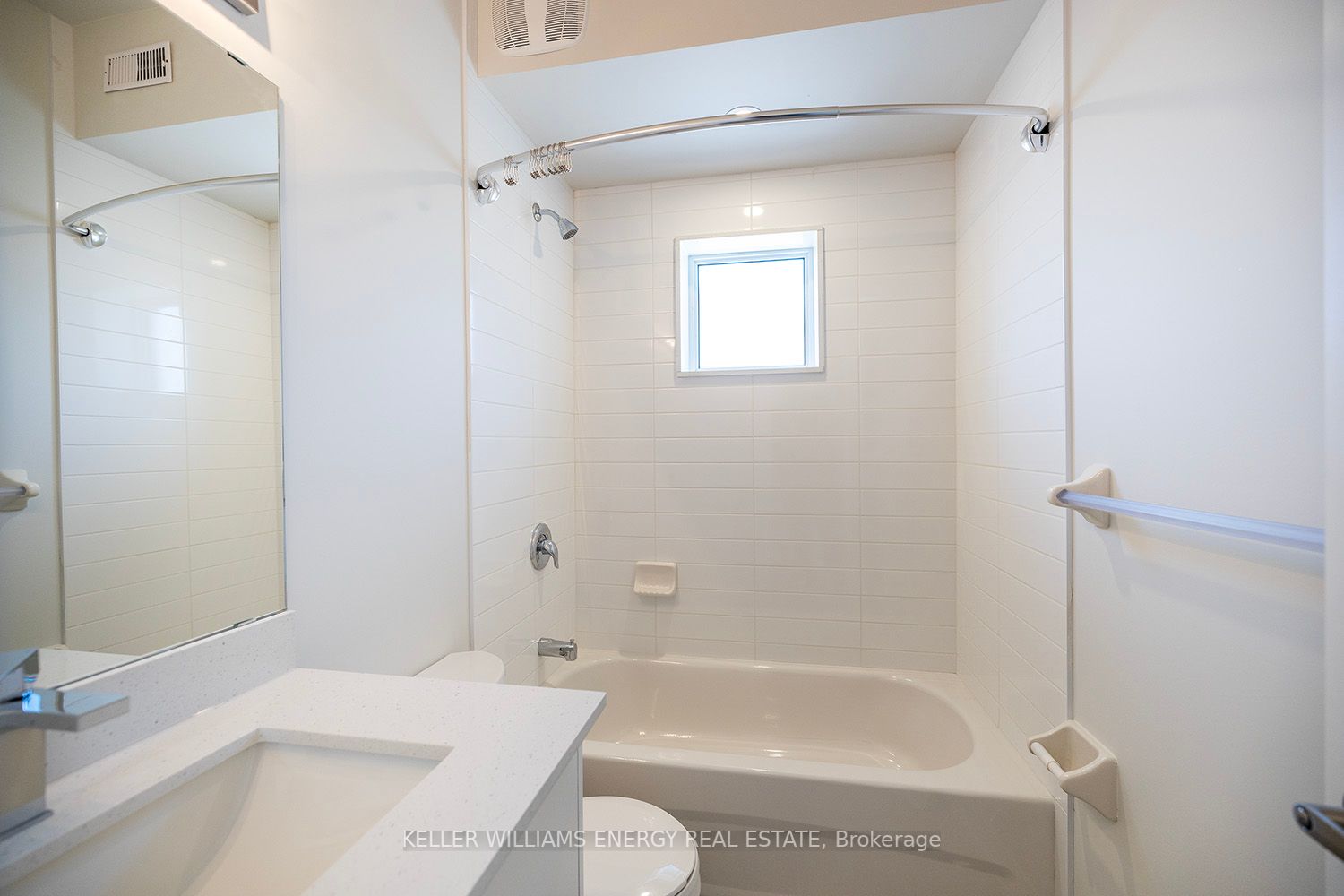 750 King Street E, ##204
