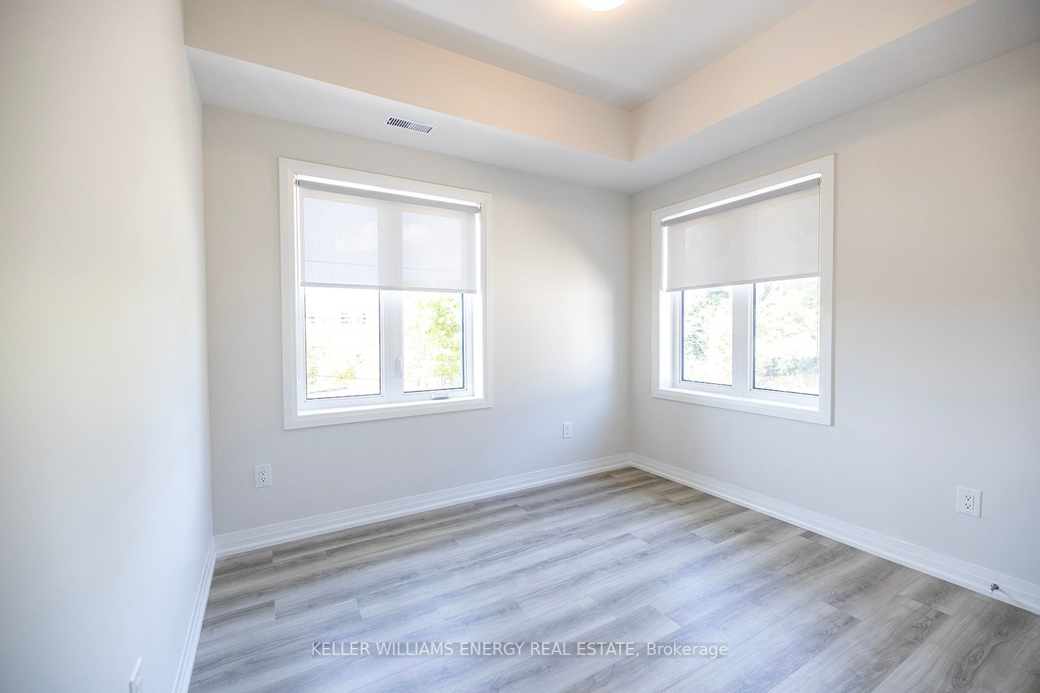 750 King Street E, ##204