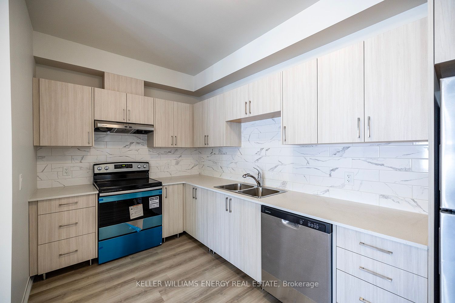 750 King Street E, ##204